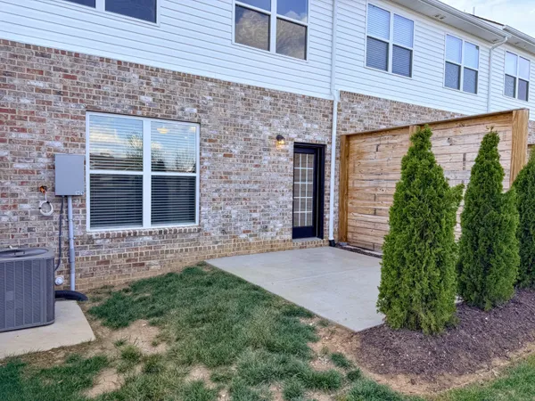$2,095 | 1429 Vanner Court, Gallatin, TN 37066