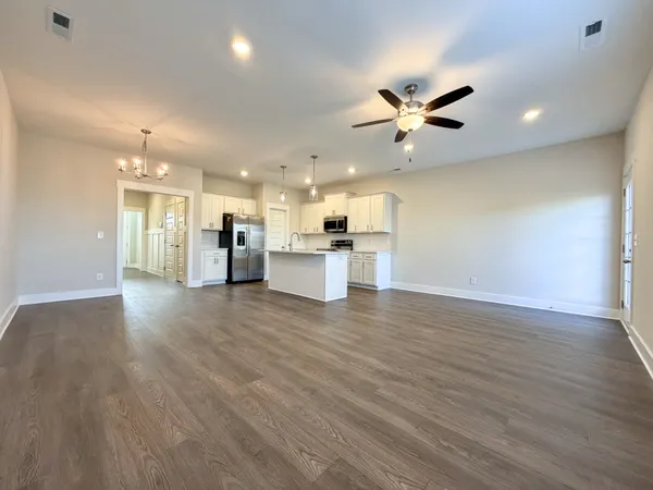 $2,095 | 1429 Vanner Court, Gallatin, TN 37066