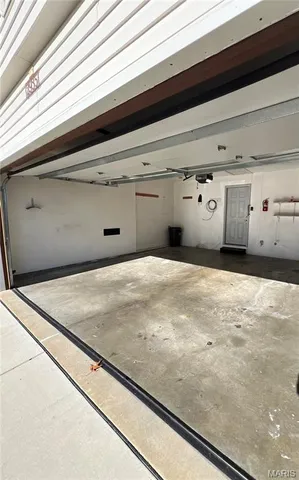 $328,400 | 2935 Eli Avenue, Imperial, MO 63052