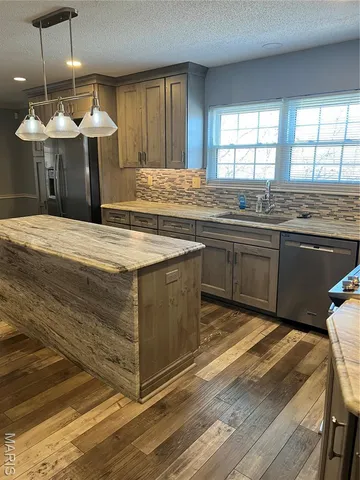 $328,400 | 2935 Eli Avenue, Imperial, MO 63052