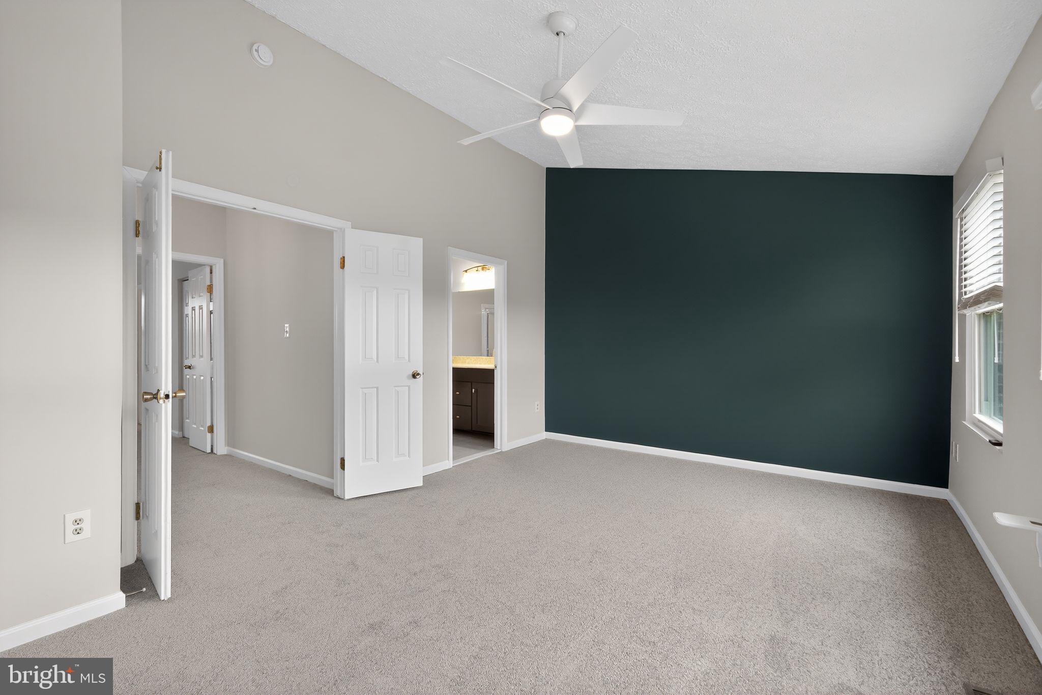 808 Suffield Drive Gaithersburg, MD 20878 - Photo 13 of 25 Primary bedroom with ensuite bathroom