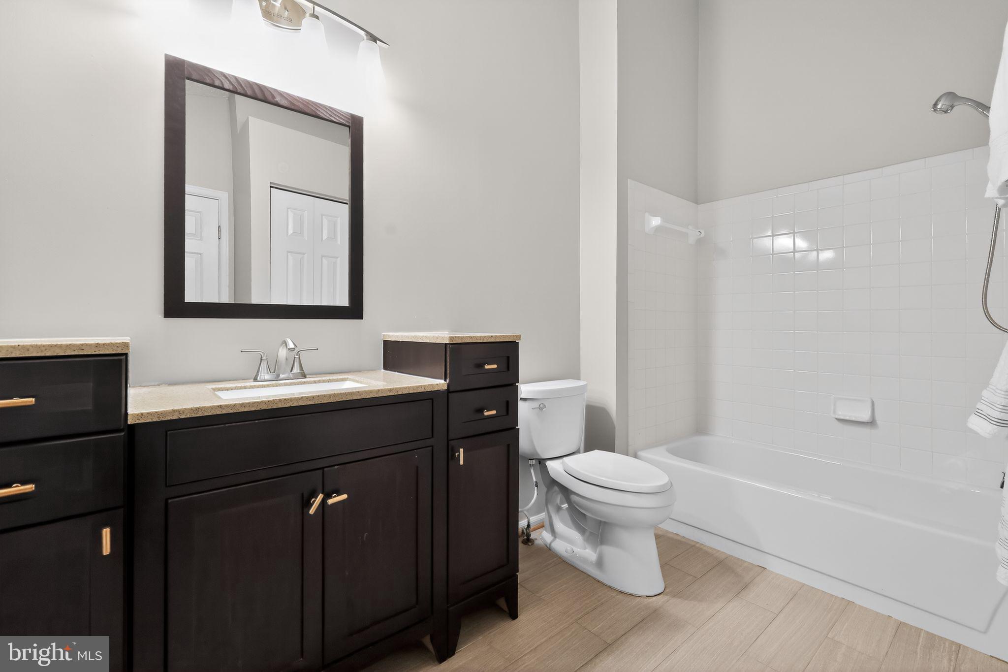 808 Suffield Drive Gaithersburg, MD 20878 - Photo 18 of 25 bathroom in 2nd bath