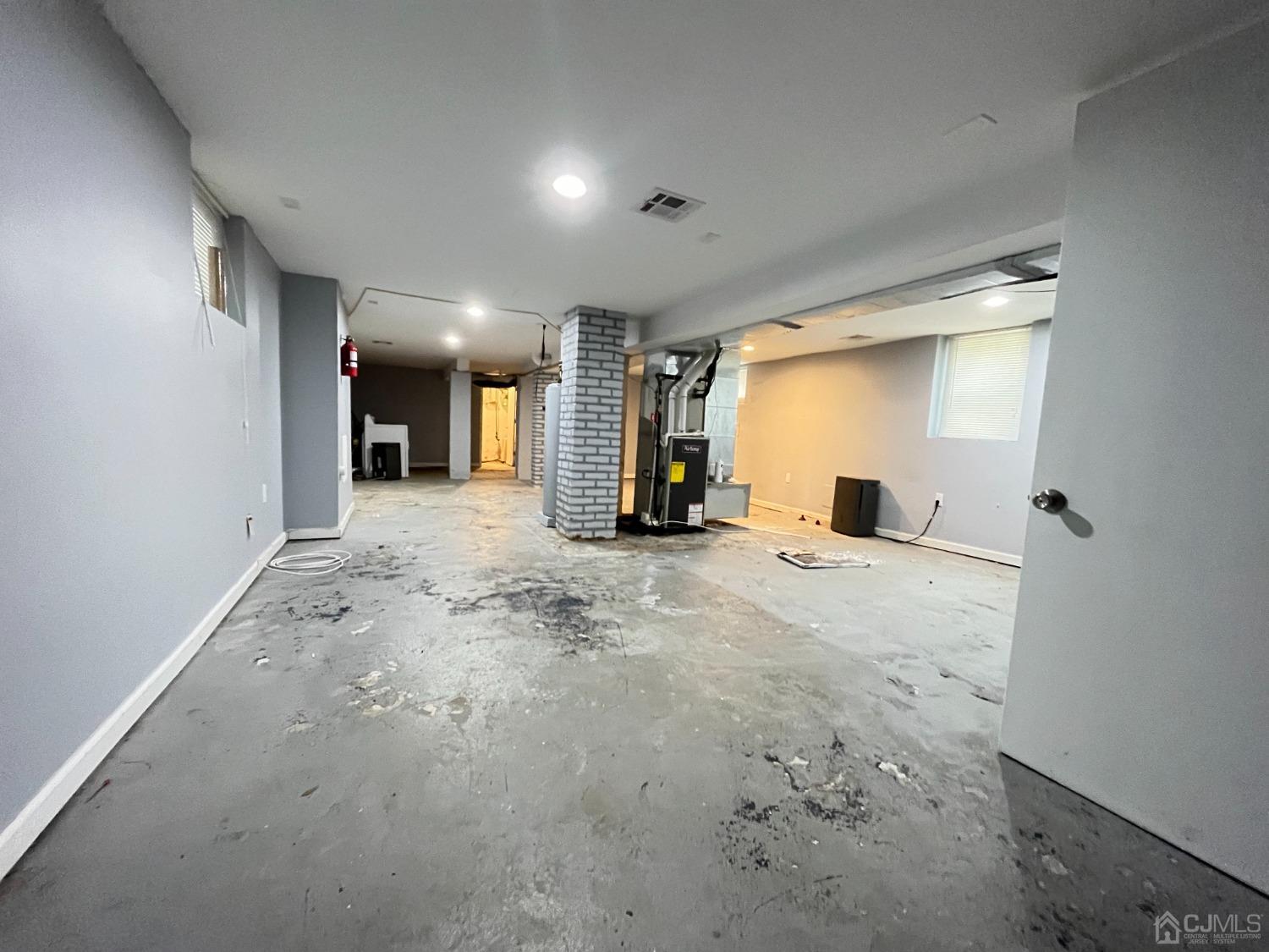 37 Thomas Street Perth Amboy, NJ 08861 - Photo 16 of 30 a view of a hallway with seating area