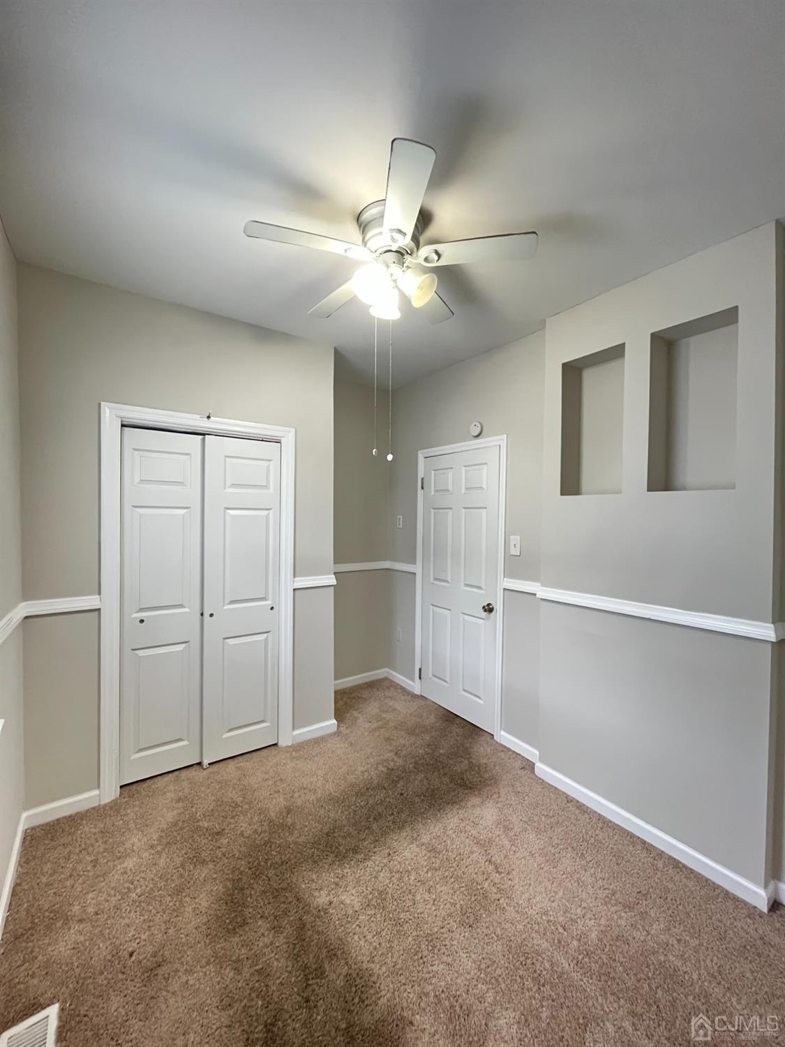 37 Thomas Street Perth Amboy, NJ 08861 - Photo 5 of 30 a view of empty room