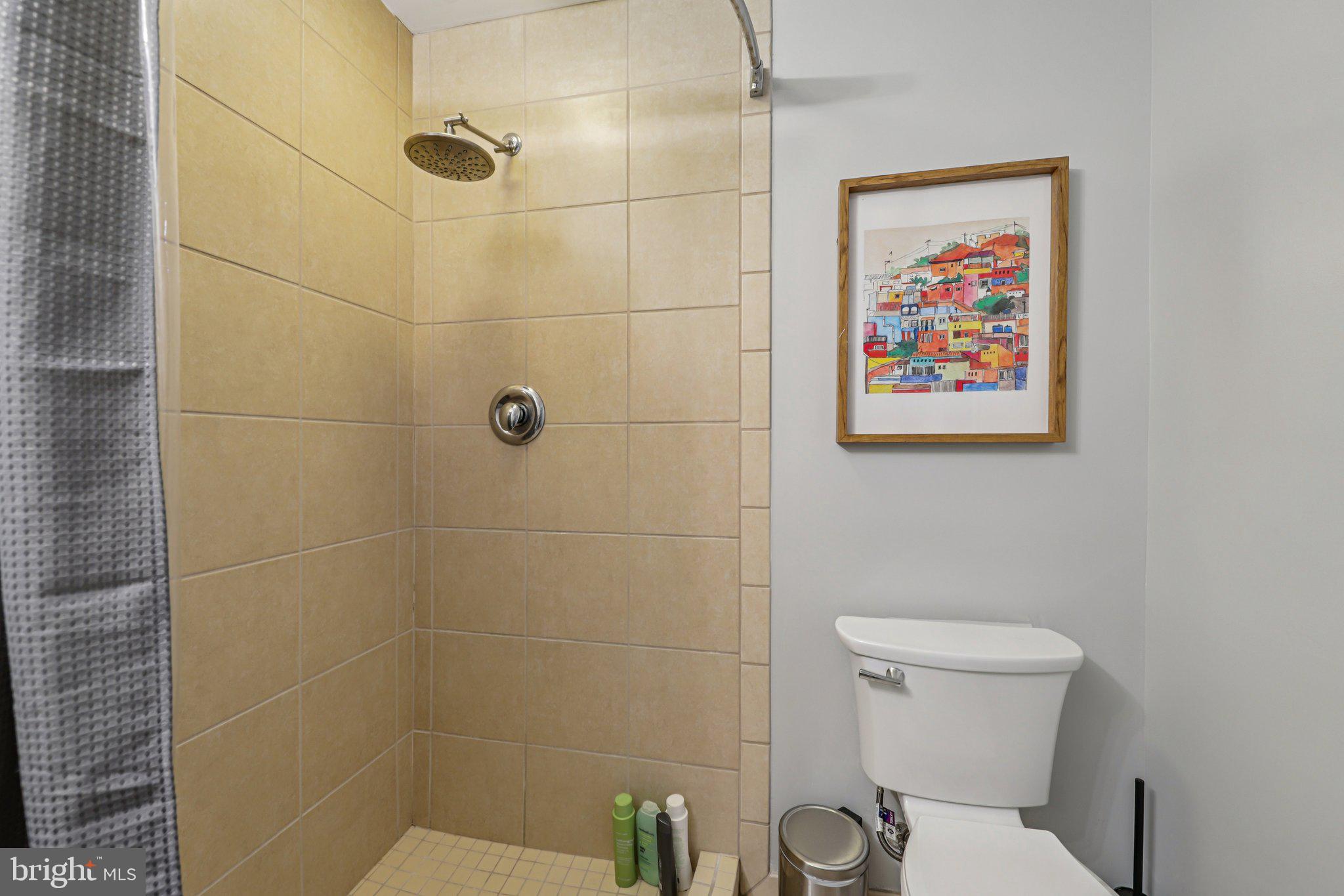 910 M Street Northwest, Unit 918 Washington, DC 20001 - Photo 18 of 44