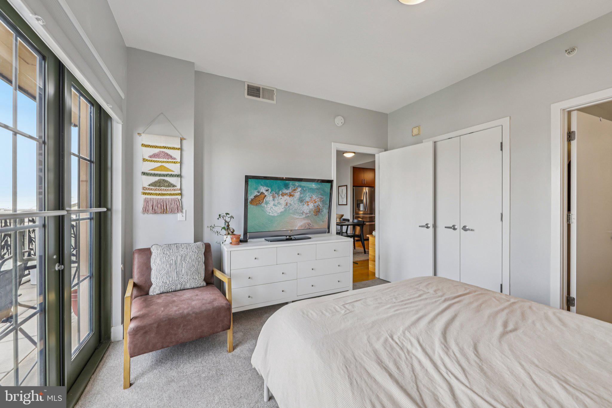 910 M Street Northwest, Unit 918 Washington, DC 20001 - Photo 21 of 44