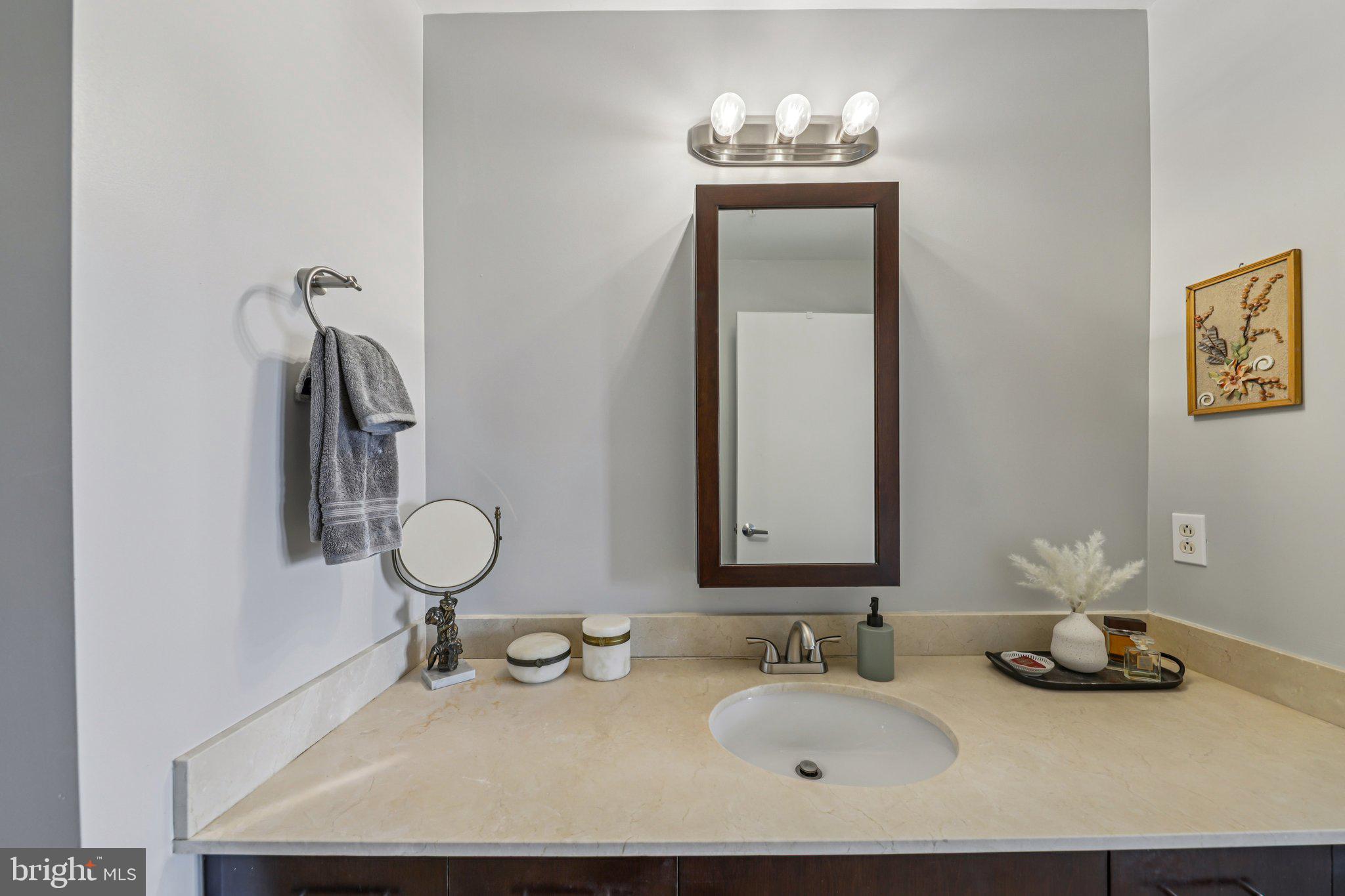 910 M Street Northwest, Unit 918 Washington, DC 20001 - Photo 23 of 44