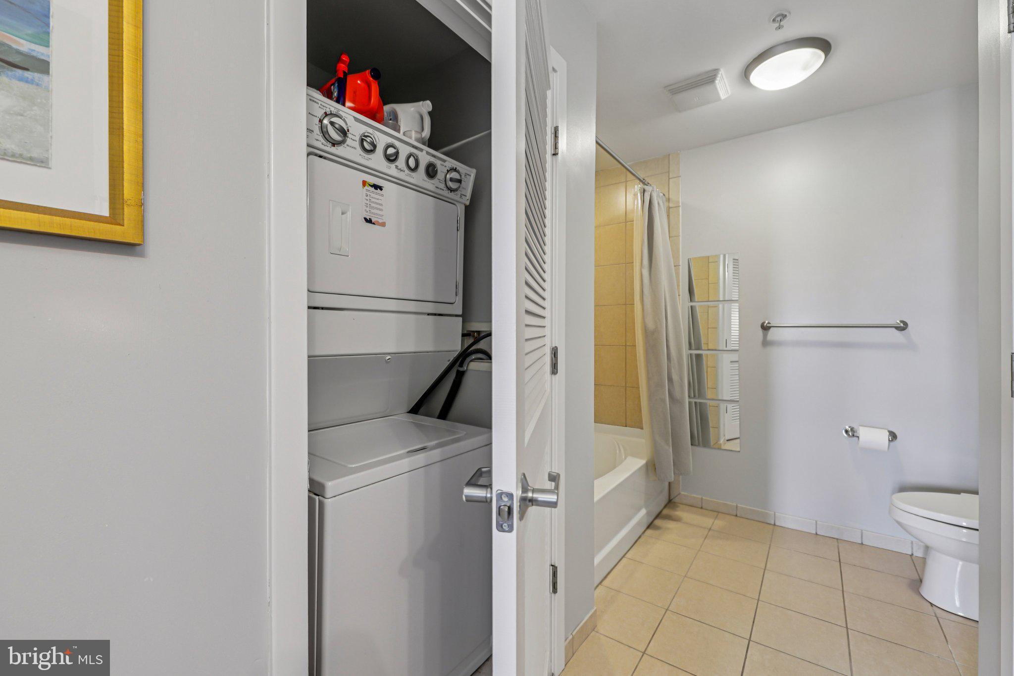 910 M Street Northwest, Unit 918 Washington, DC 20001 - Photo 34 of 44 Washer/dryer in the unit