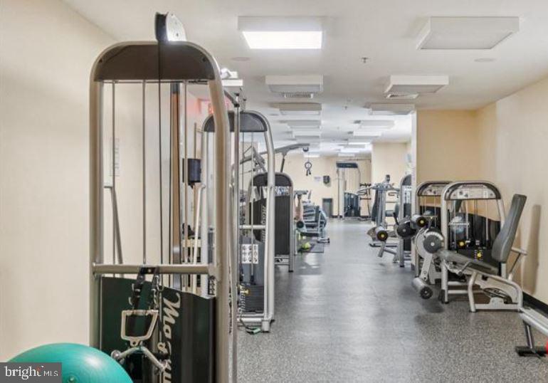 910 M Street Northwest, Unit 918 Washington, DC 20001 - Photo 39 of 44 Weight room