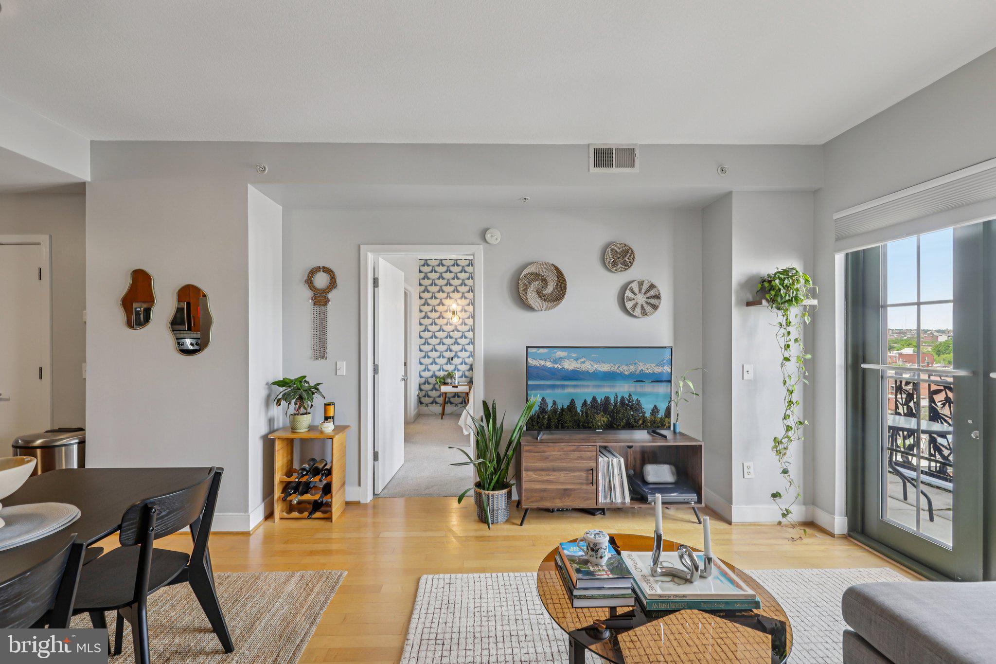 910 M Street Northwest, Unit 918 Washington, DC 20001 - Photo 5 of 44