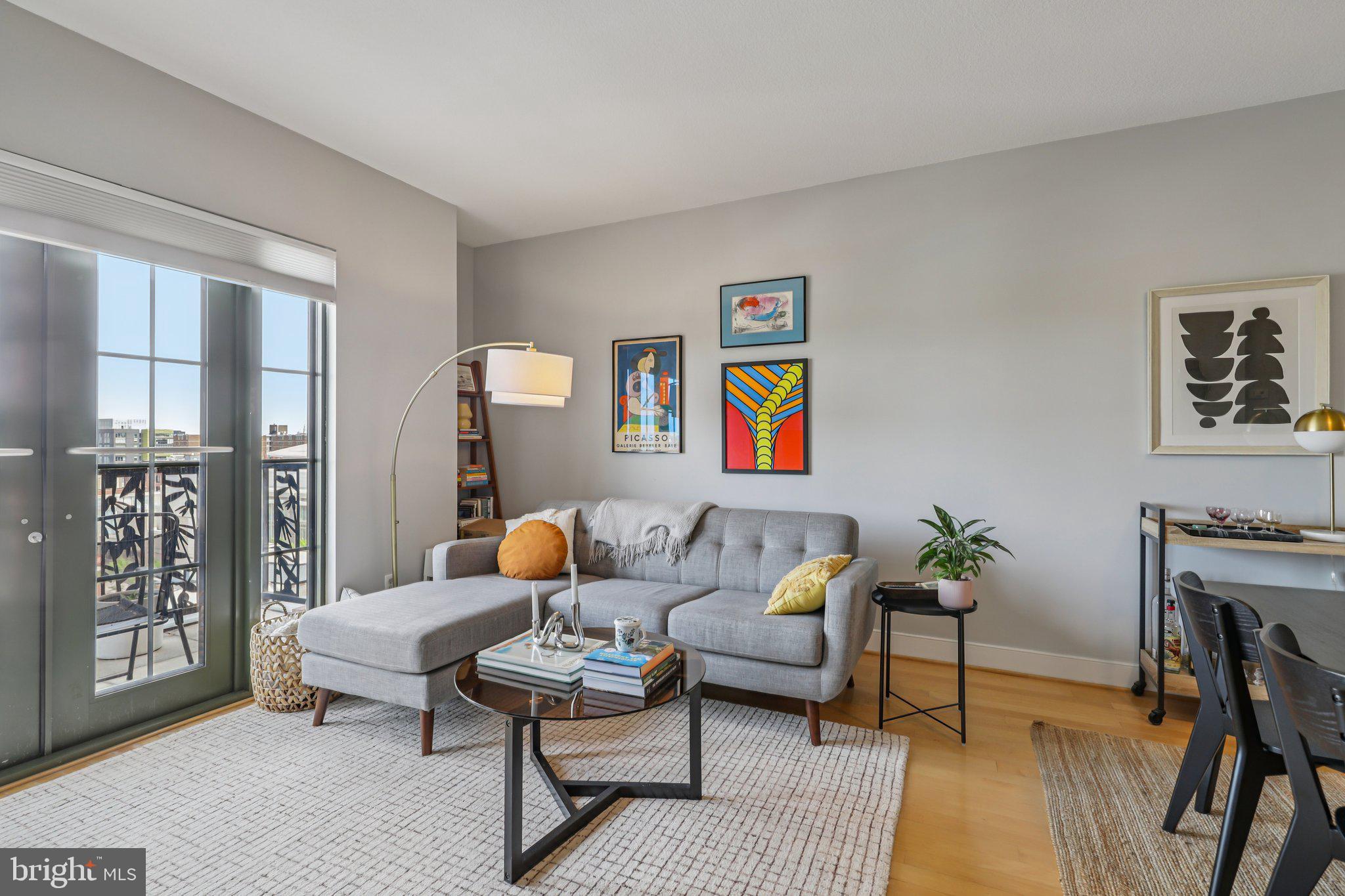 910 M Street Northwest, Unit 918 Washington, DC 20001 - Photo 7 of 44