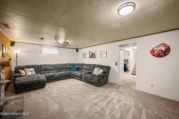 $575,000 | 10220 North Reed Road, Hayden, ID 83835