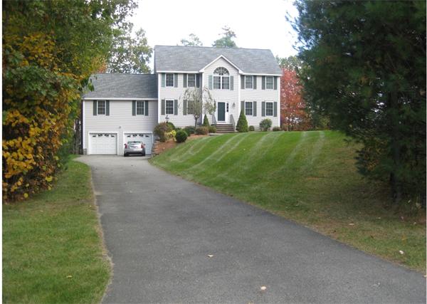 108 Adams Street Dunstable, MA 01827 - Photo 3 of 16 Gallery Image 3