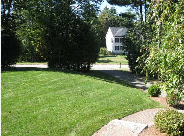 108 Adams Street Dunstable, MA 01827 - Photo 4 of 16 Gallery Image 4
