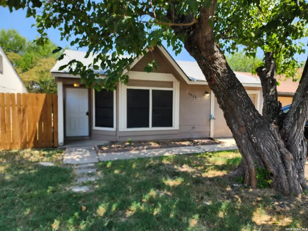 $1,295 | 4044 Indian Sunrise, San Antonio, TX 78244