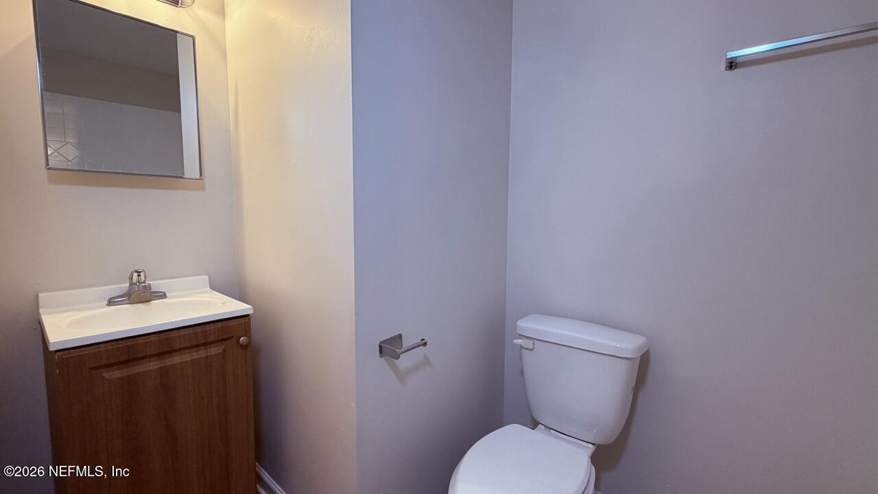 8678 Sibbald Road Jacksonville, FL 32208 - Photo 22 of 24 Master Bath -