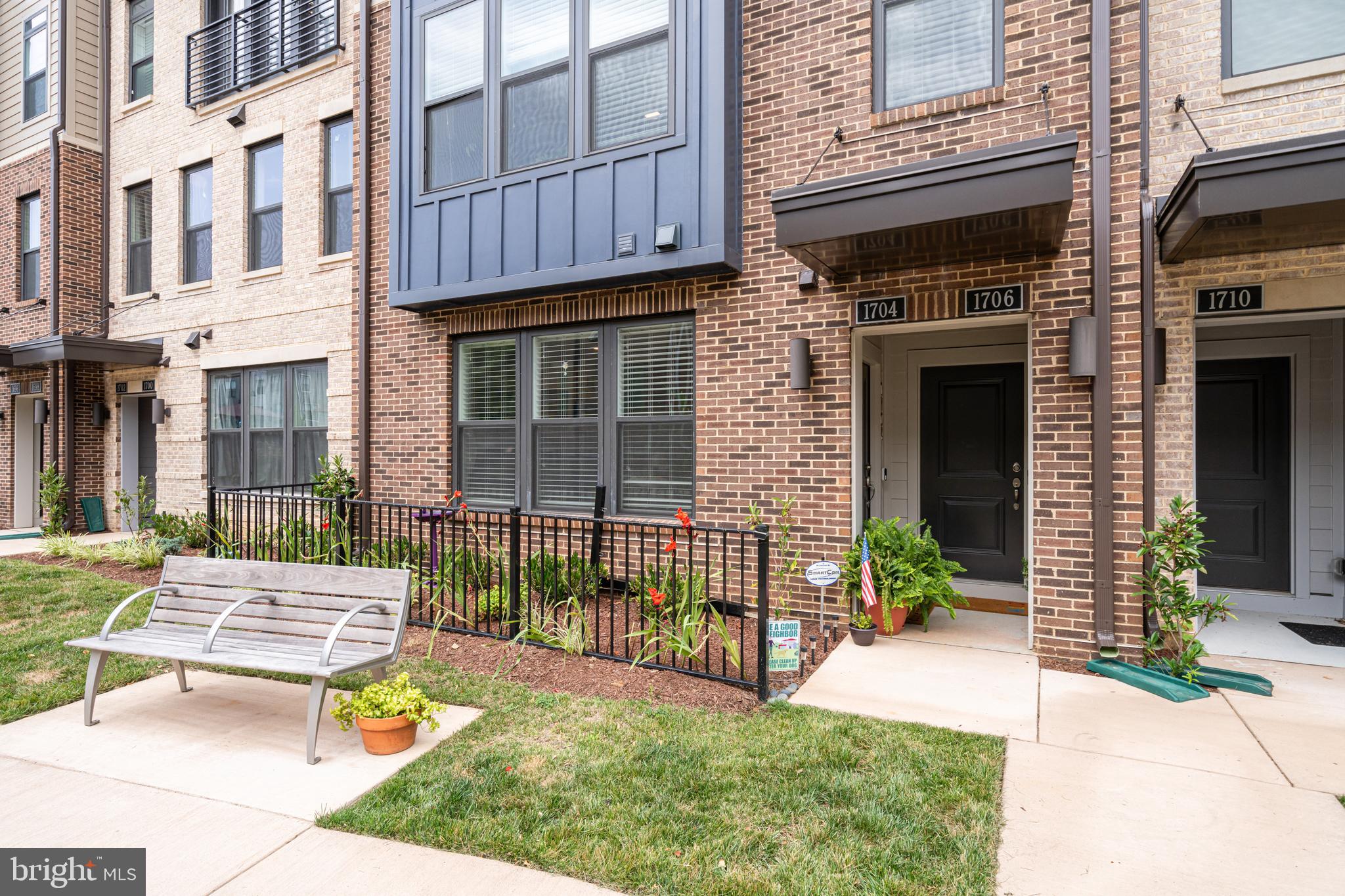 1704 Bandit Loop, Unit 20A Reston, VA 20190 - Photo 3 of 41