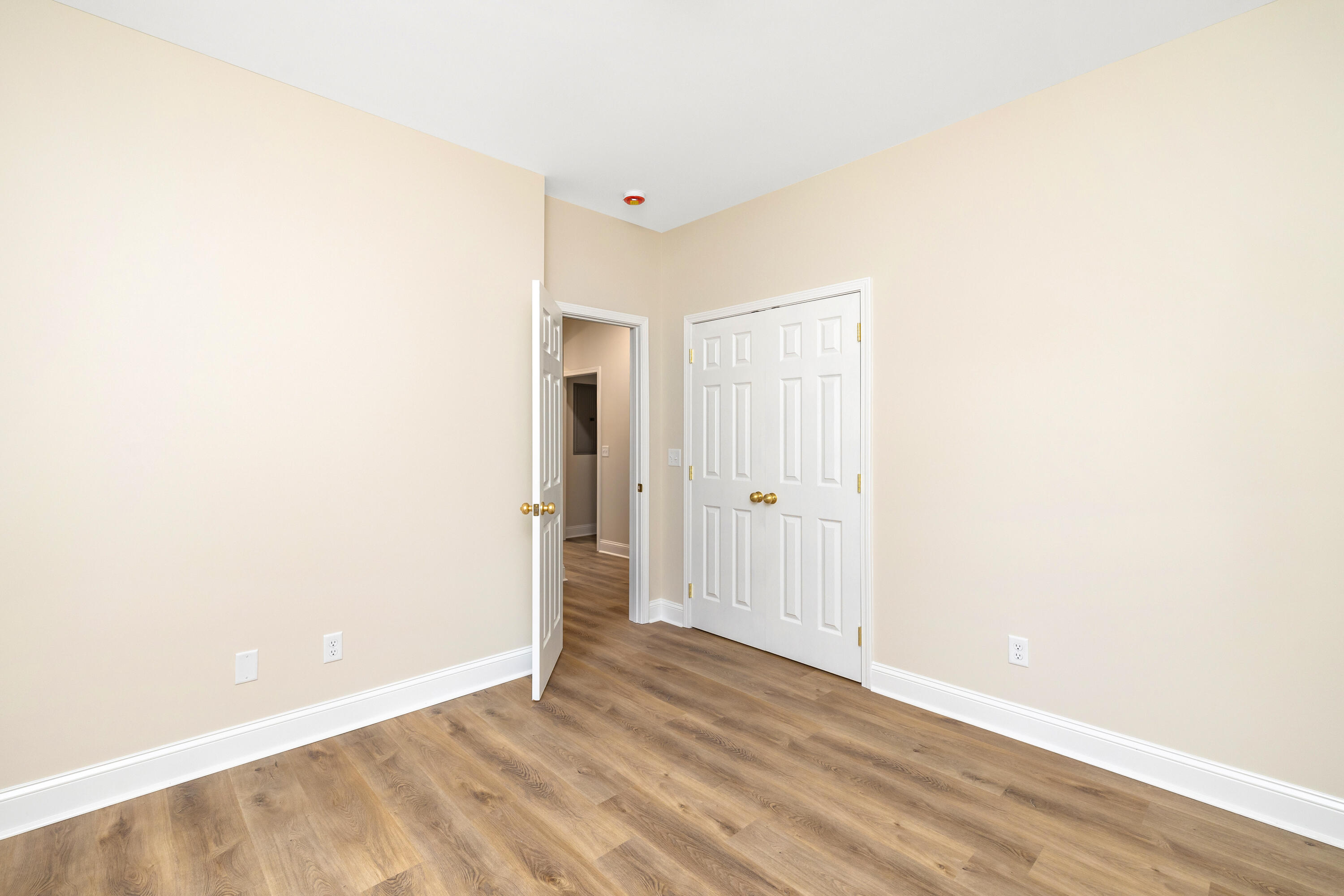 1327 McKenzie Road Manning, SC 29102 - Photo 21 of 32 Bedroom 3