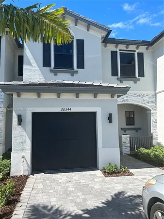 $3,700 | 20344 Northwest 6th Place, Miami Gardens, FL 33169