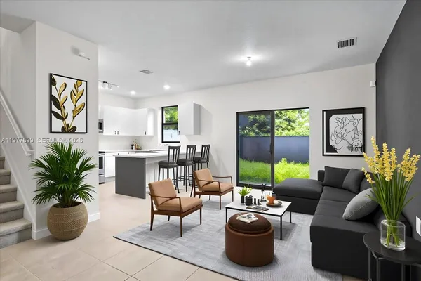 $3,700 | 20344 Northwest 6th Place, Miami Gardens, FL 33169
