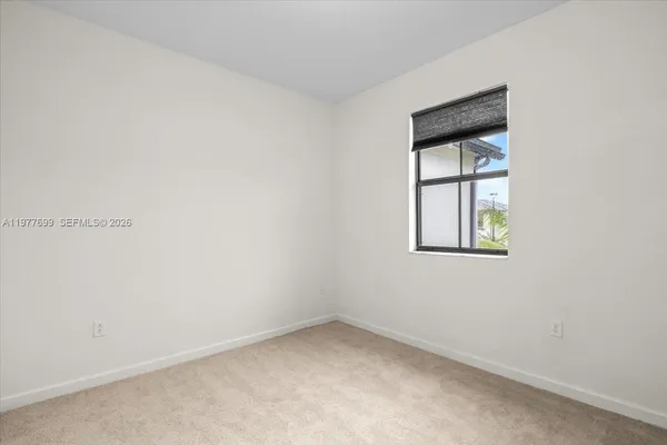 $3,700 | 20344 Northwest 6th Place, Miami Gardens, FL 33169