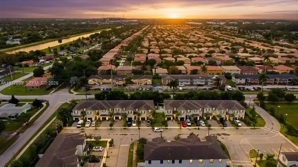 $3,700 | 20344 Northwest 6th Place, Miami Gardens, FL 33169