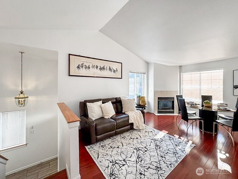7932 Delridge Way Southwest Seattle, WA 98106 - Photo 3 of 21 Gallery Image 3