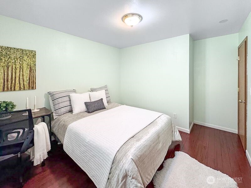 7932 Delridge Way Southwest Seattle, WA 98106 - Photo 9 of 21 Gallery Image 9