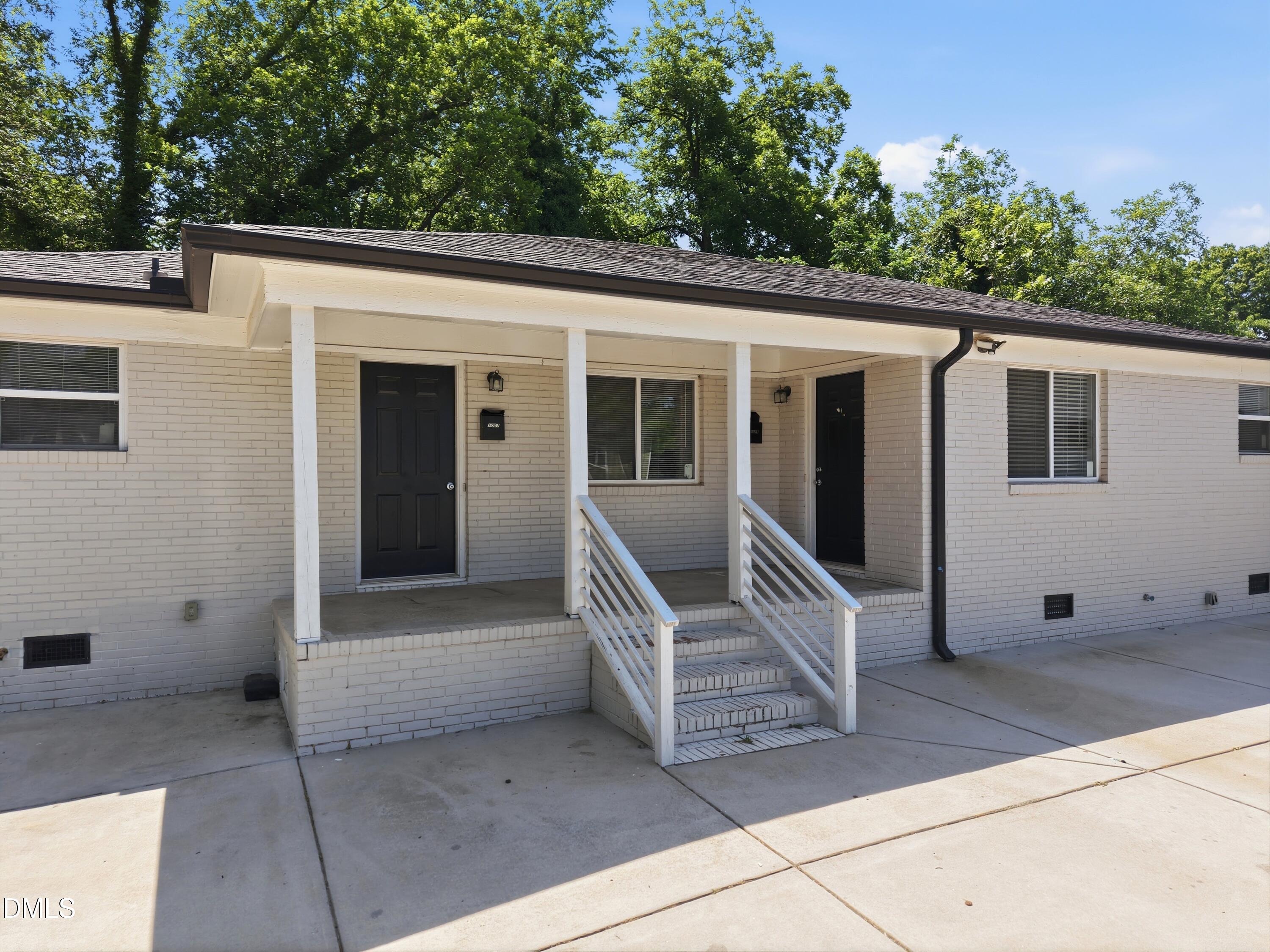 1007 Grant Street Durham, NC 27701 - Photo 3 of 45