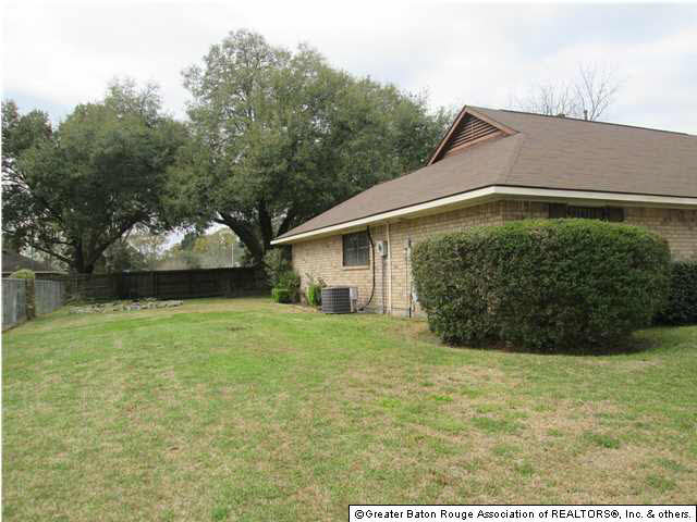 9208 Highpoint Road Baton Rouge, LA 70810 - Photo 2 of 16 Gallery Image 2