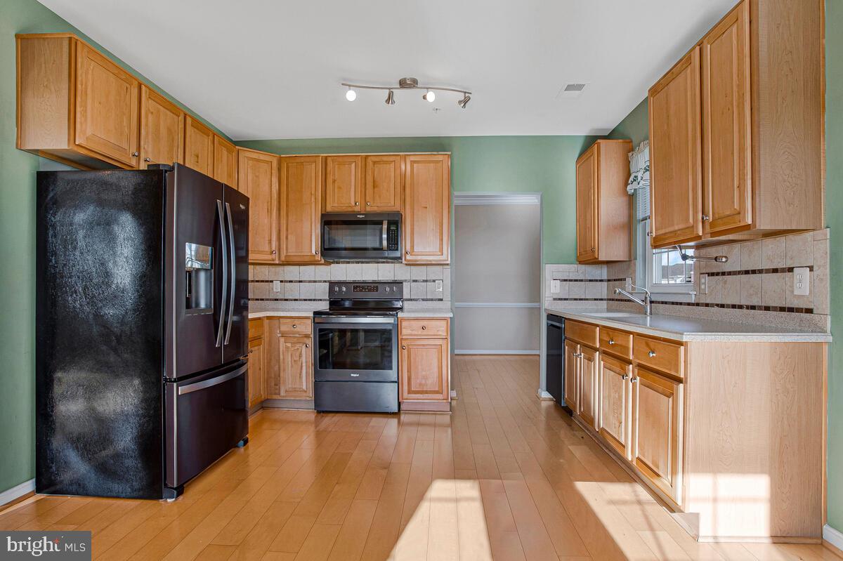 7325 Brookview Road, Unit 403 Elkridge, MD 21075 - Photo 13 of 65 Kitchen