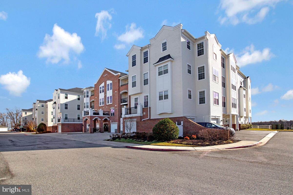 7325 Brookview Road, Unit 403 Elkridge, MD 21075 - Photo 36 of 65 Exterior Front