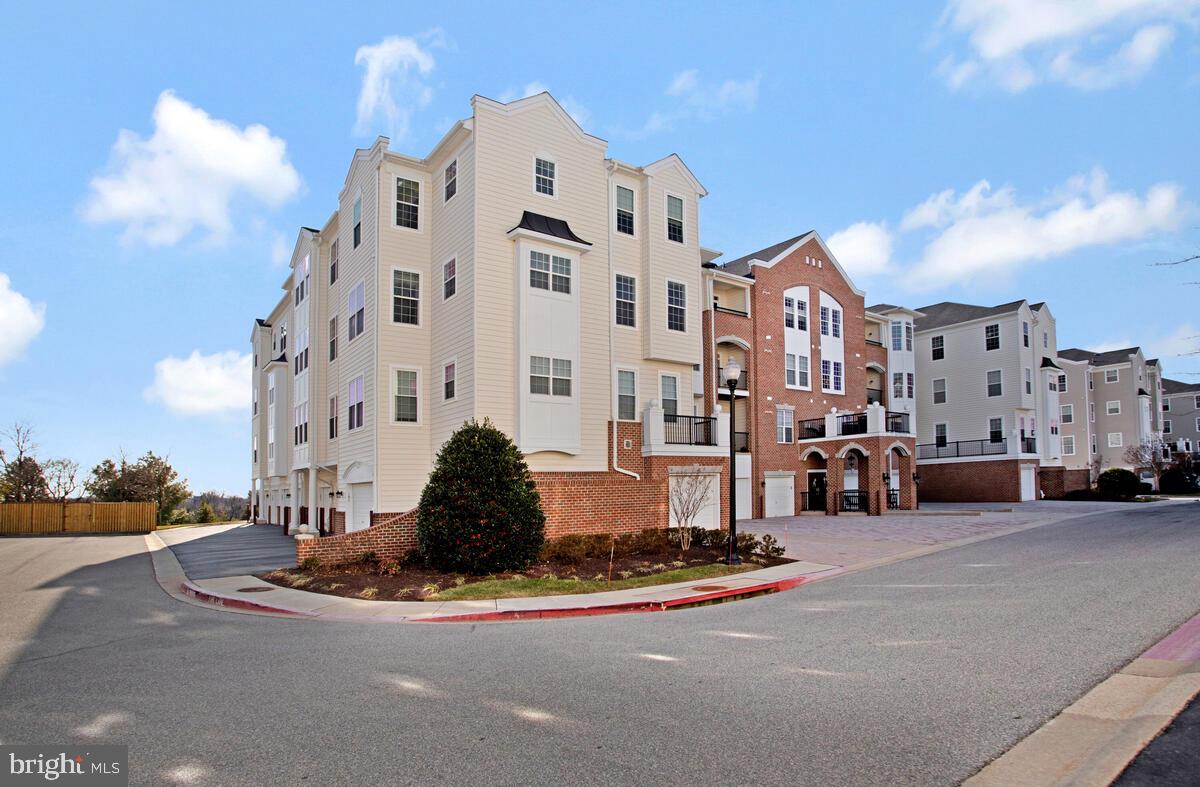 7325 Brookview Road, Unit 403 Elkridge, MD 21075 - Photo 37 of 65 Exterior Front/Side