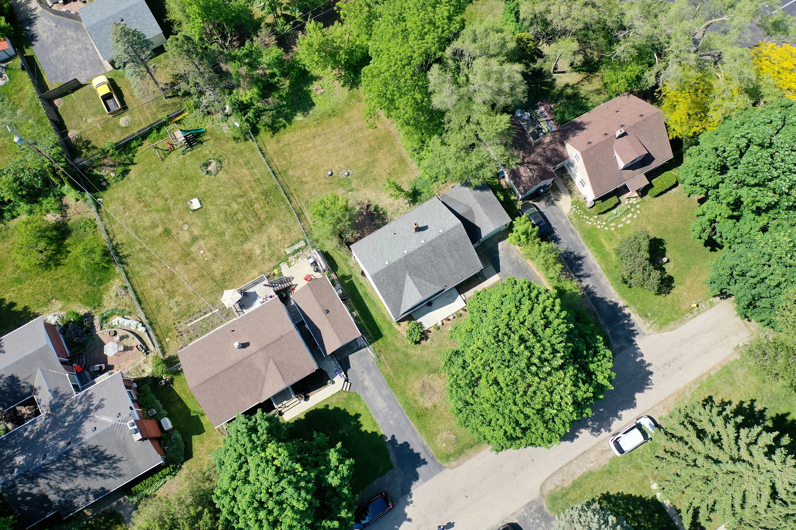 403 Highview Drive Fox River Grove, IL 60021 - Photo 16 of 18 an aerial view of a house with a yard