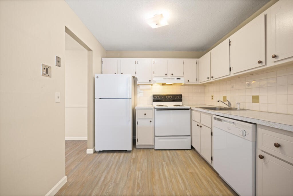 386 Great Road, Unit A5 Acton, MA 01720 - Photo 10 of 22 Gallery Image 10