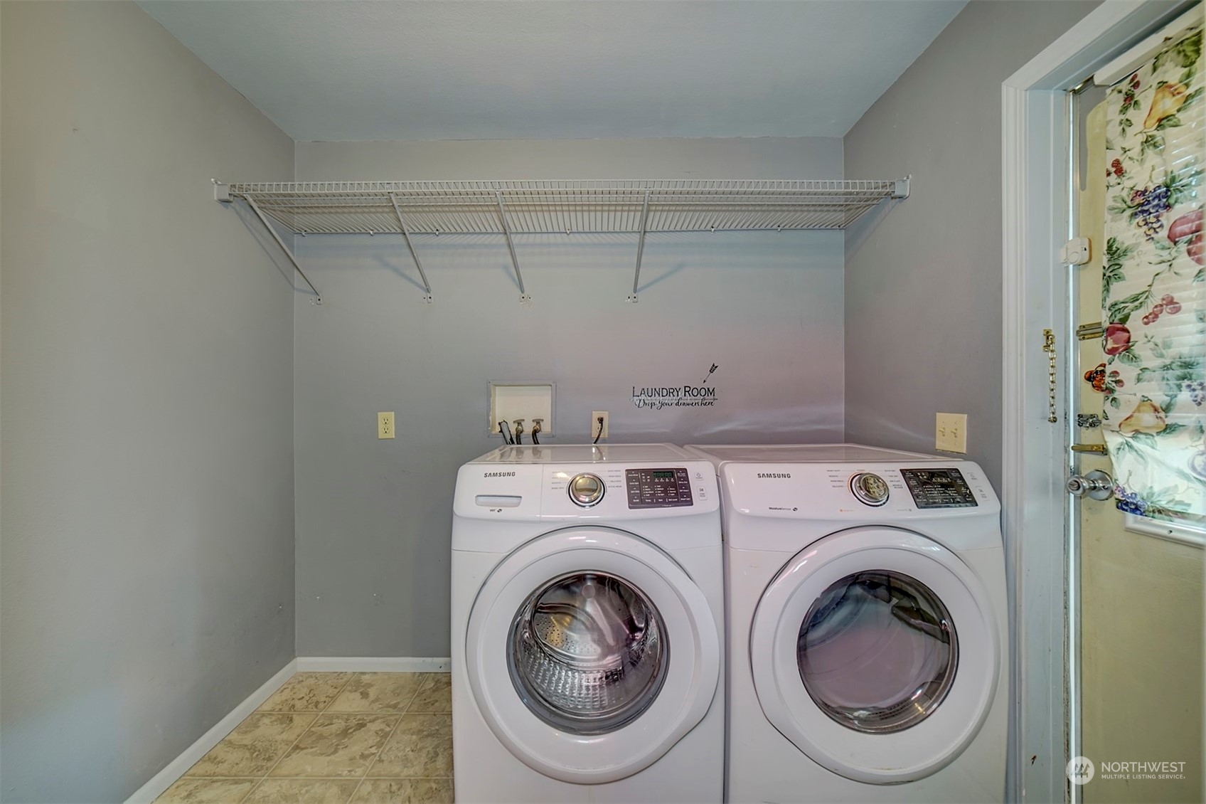 2811 Northeast Stone Way Bremerton, WA 98310 - Photo 8 of 20 Gallery Image 8
