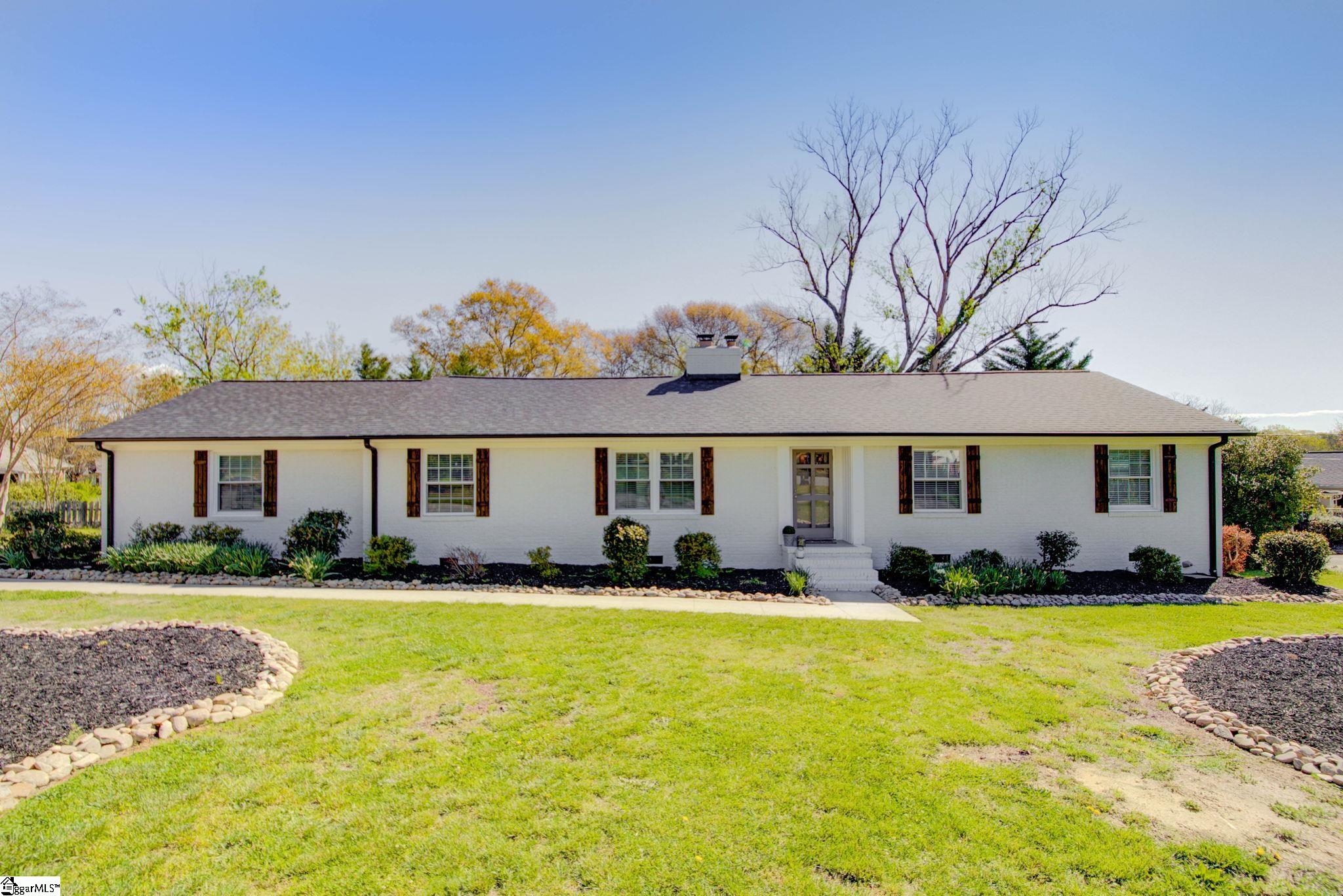 201 Rollingreen Road Greenville, SC 29615 - Photo 1 of 36 Gallery Image 1
