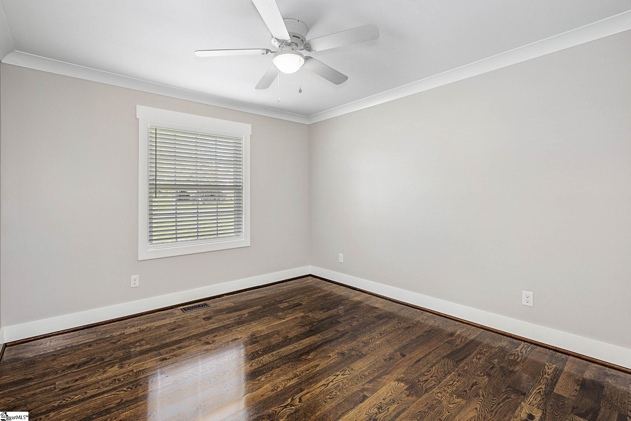 201 Rollingreen Road Greenville, SC 29615 - Photo 22 of 36 Gallery Image 22