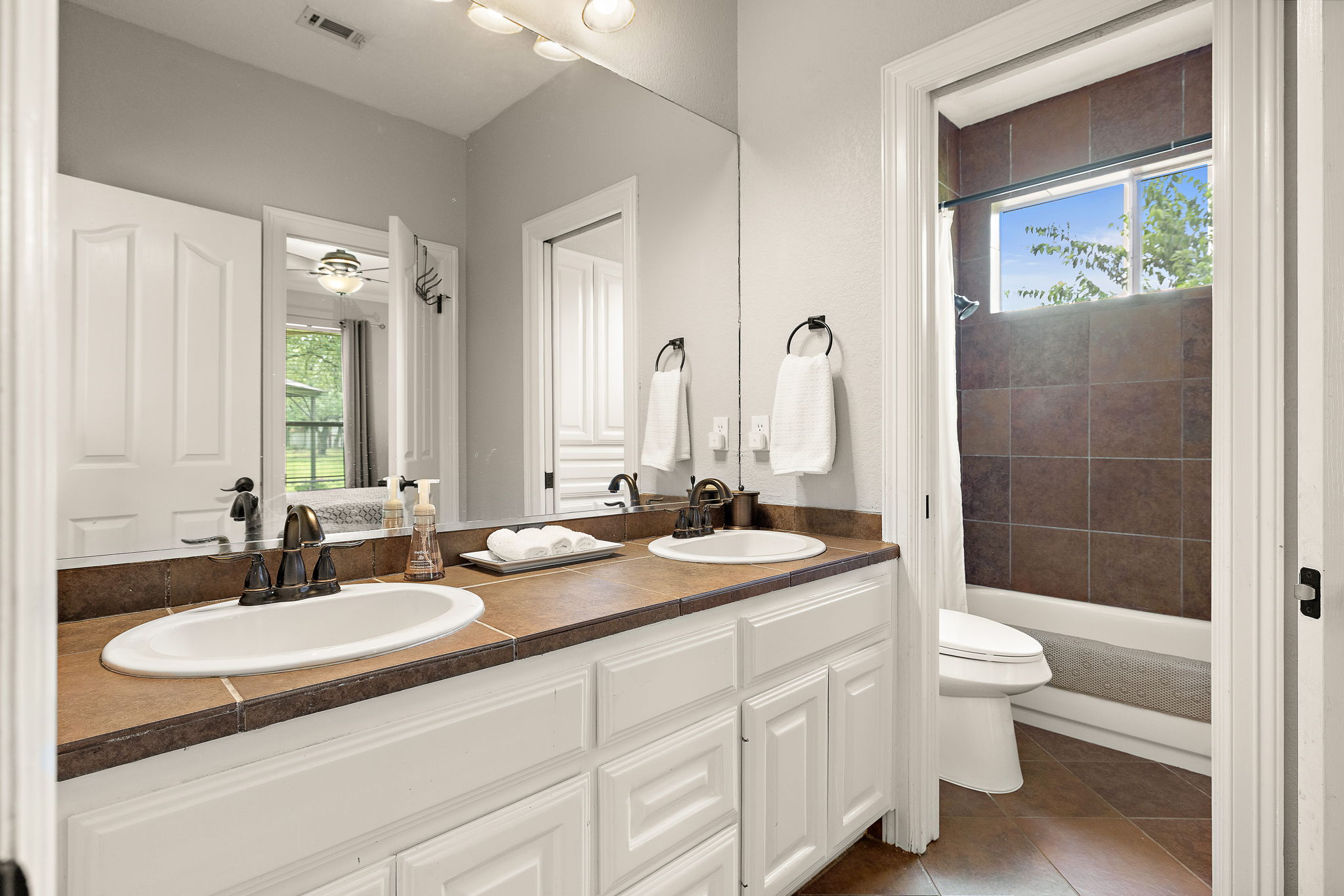 9608 Streamside Drive Austin, TX 78736 - Photo 29 of 40