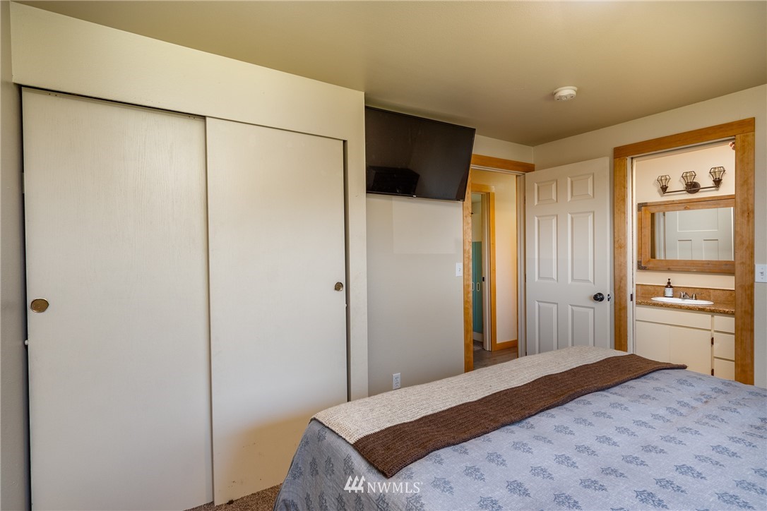 15900 McLean Road Mount Vernon, WA 98273 - Photo 14 of 31