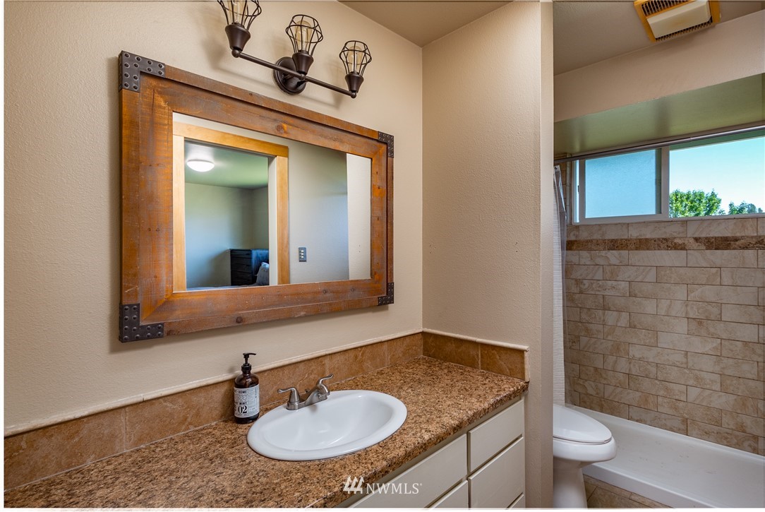 15900 McLean Road Mount Vernon, WA 98273 - Photo 16 of 31