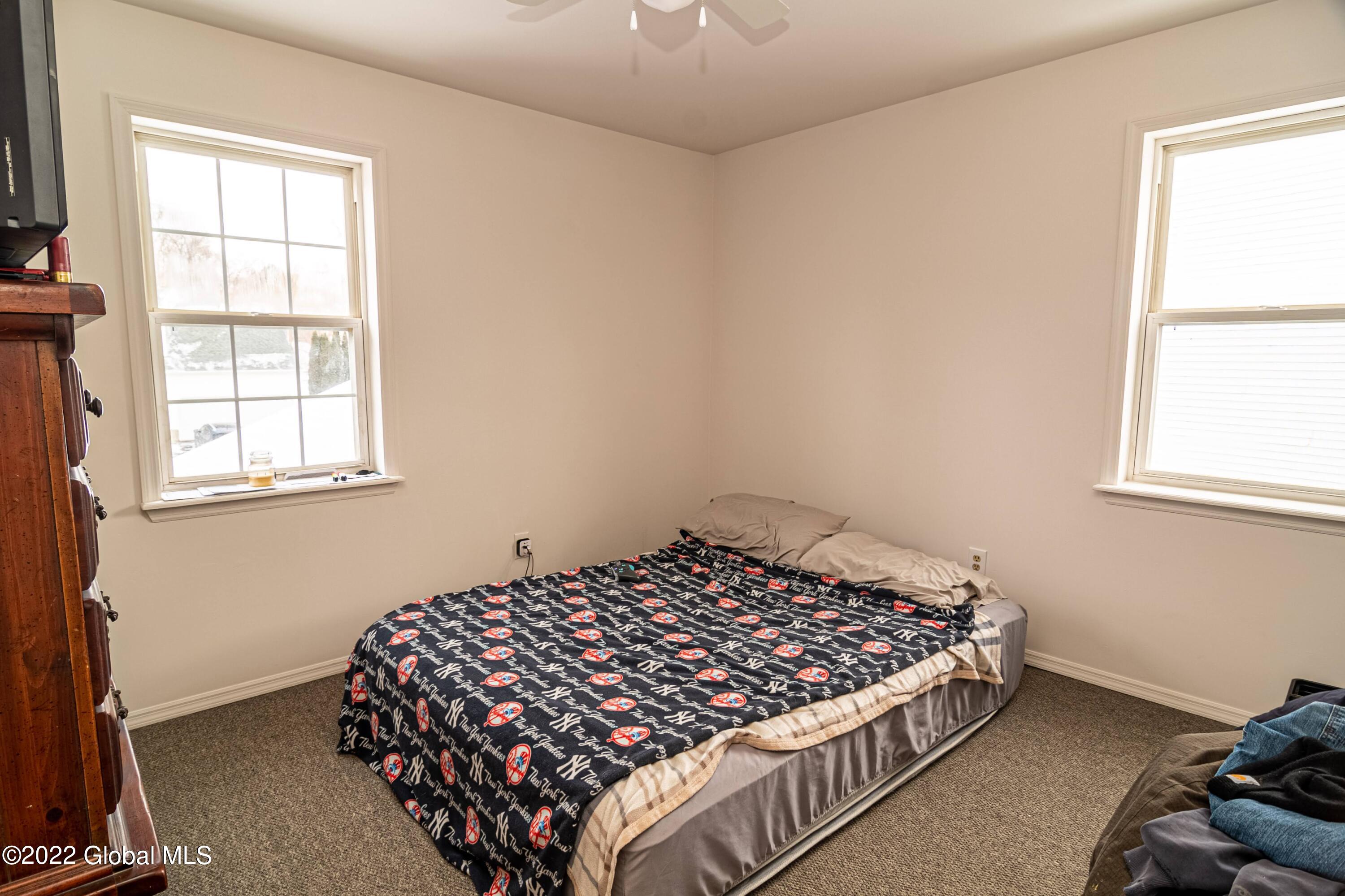 44 Wynantskill Way Troy, NY 12180 - Photo 22 of 35 44 Wynantskill Way-24