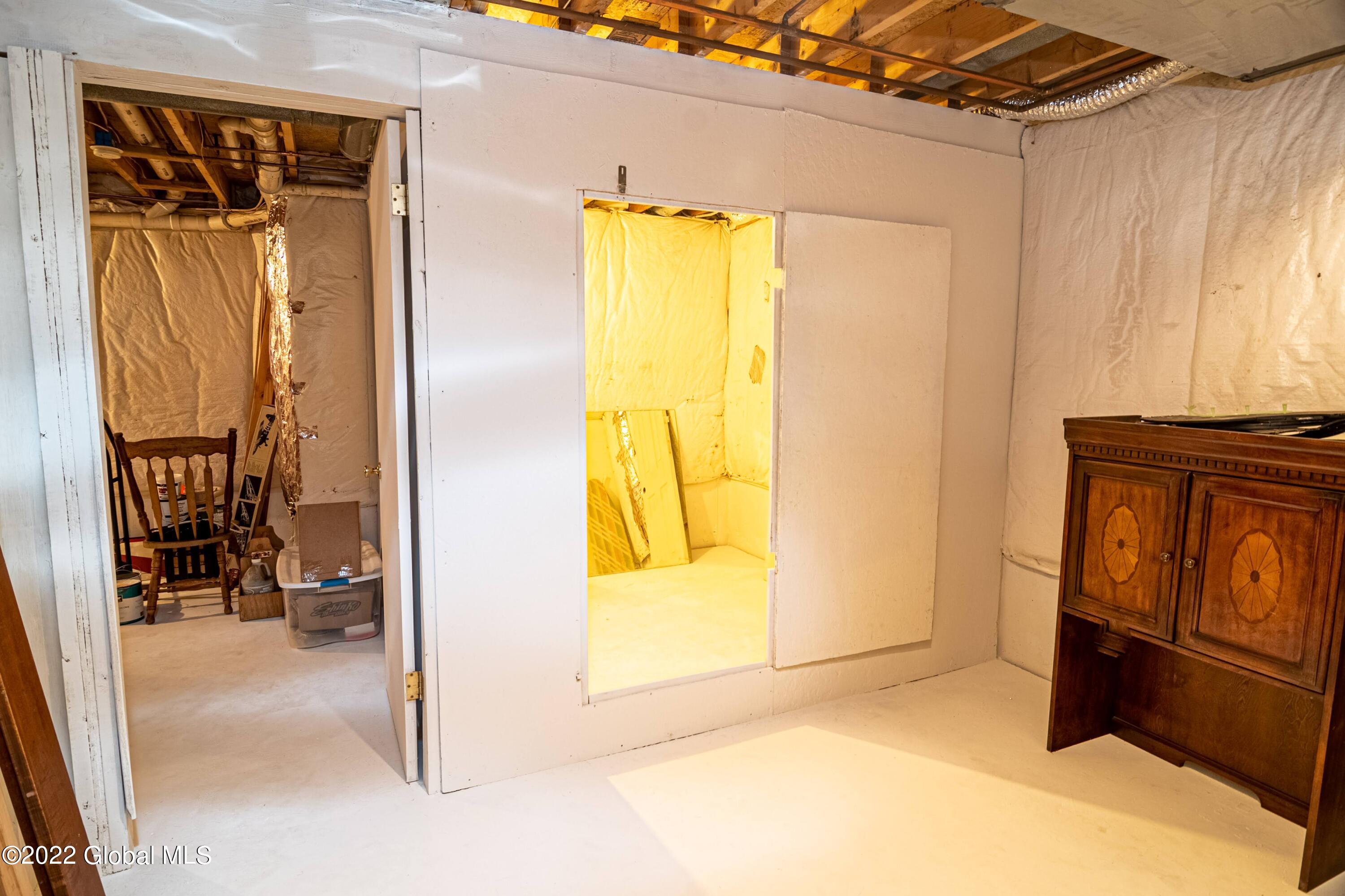 44 Wynantskill Way Troy, NY 12180 - Photo 27 of 35 44 Wynantskill Way-29