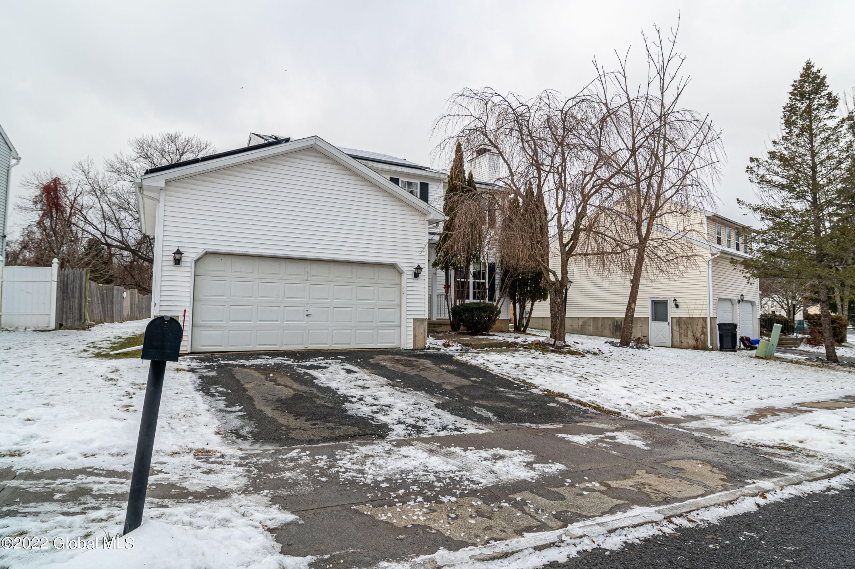 44 Wynantskill Way Troy, NY 12180 - Photo 4 of 35 44 Wynantskill Way-5