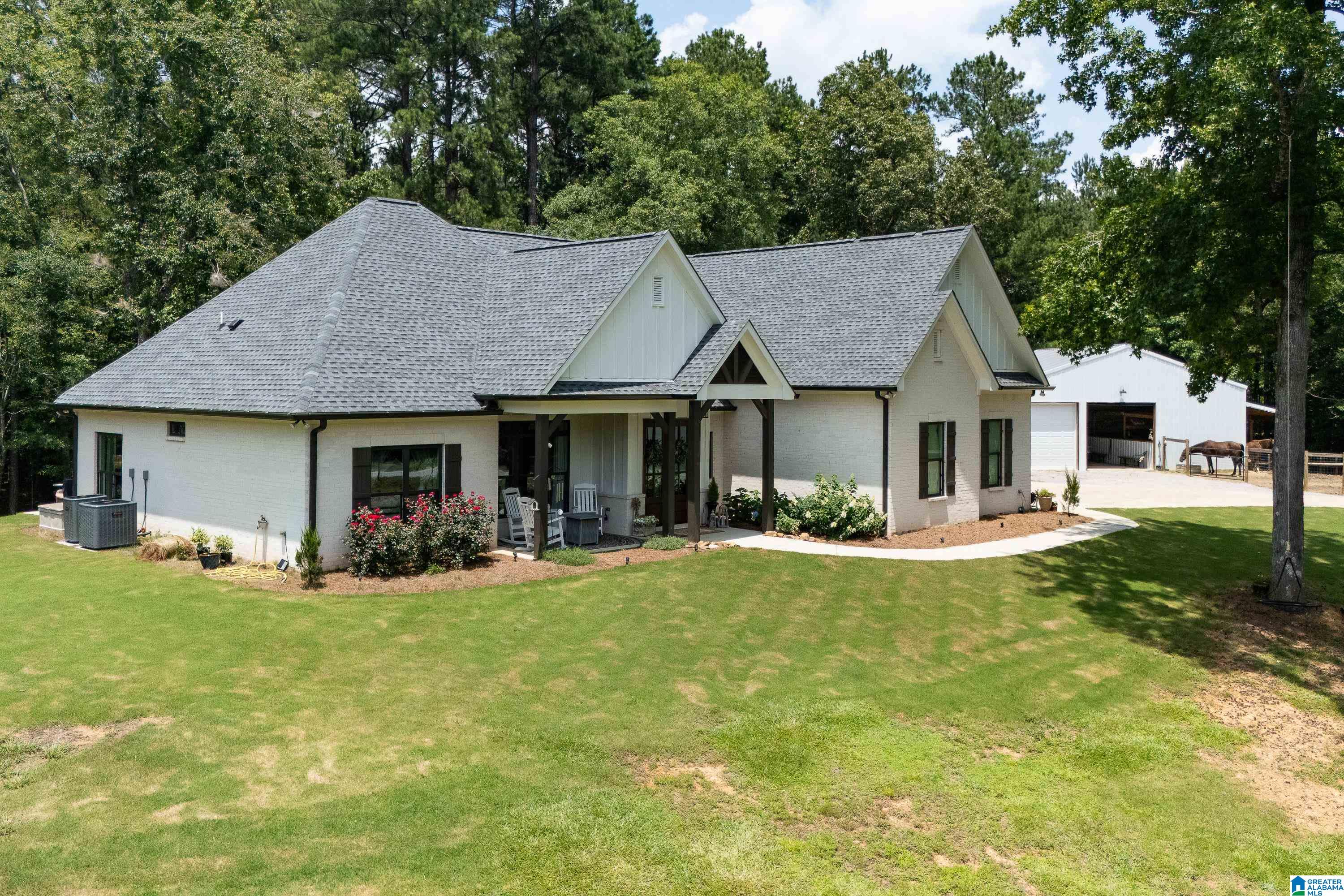 340 Lake Cottage Road Sterrett, AL 35147 - Photo 2 of 83