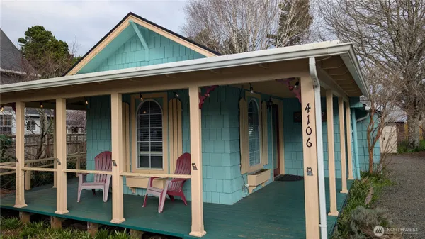 $325,000 | 4106 Pacific Way, Seaview, WA 98644