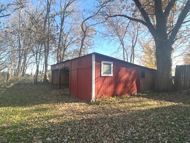 404 North Main Coleta, IL 61081 - Photo 2 of 32 a view of a backyard