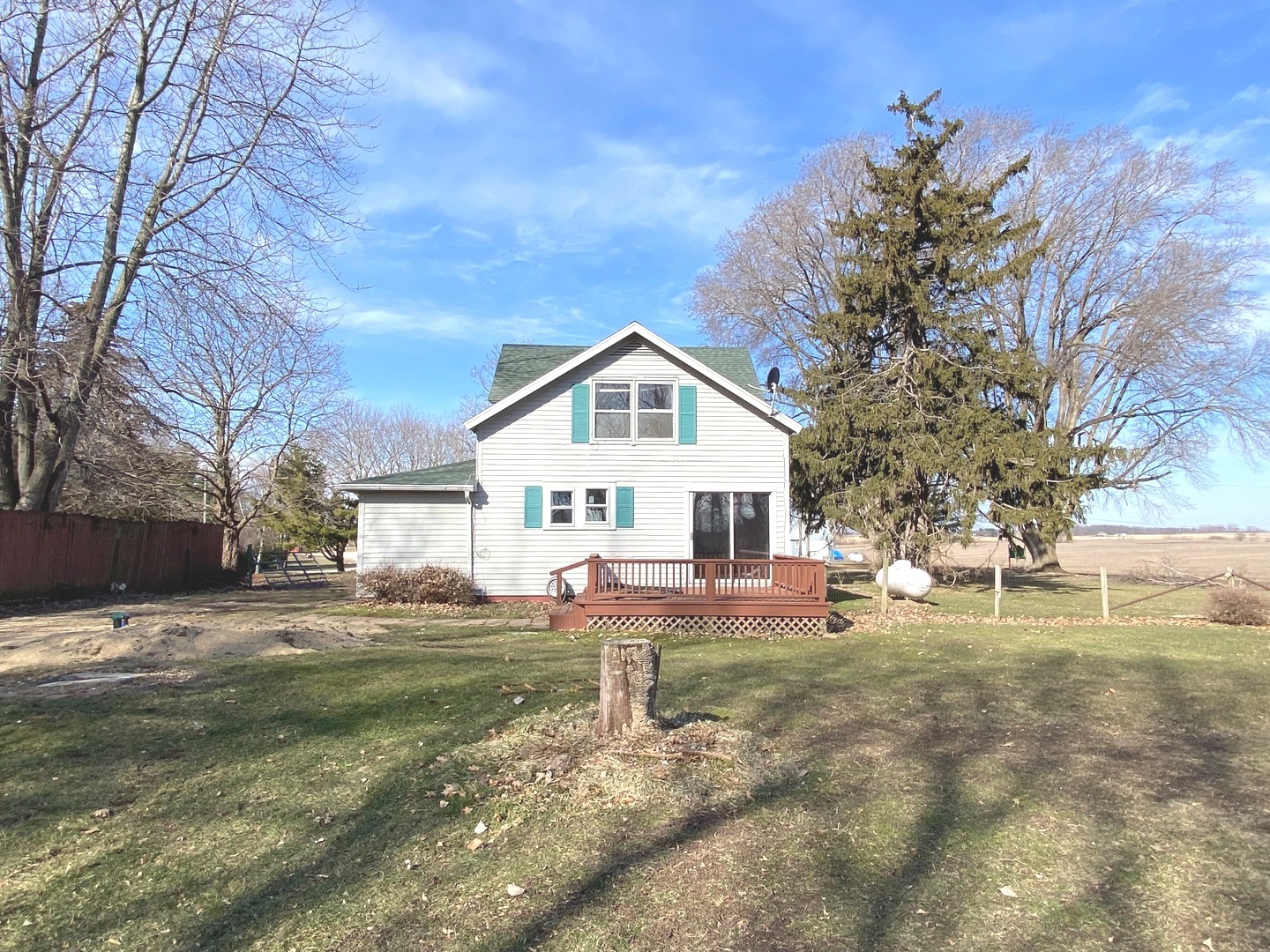 404 North Main Coleta, IL 61081 - Photo 28 of 32 a view of a house with a yard