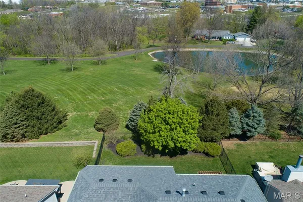 $469,500 | 193 Berry Manor Circle, St. Peters, MO 63376