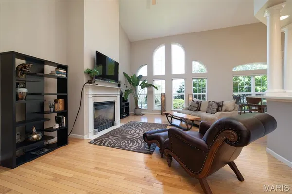 $469,500 | 193 Berry Manor Circle, St. Peters, MO 63376